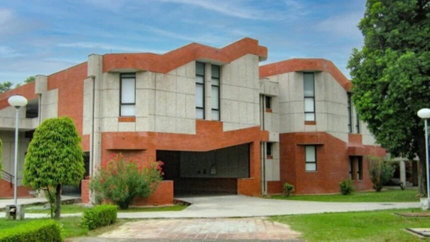 Indian Institute of Technology Kanpur